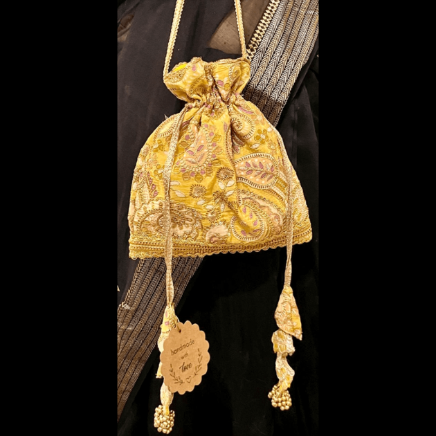 Royal Gold Potli