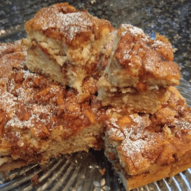 Autumn Apple Crumble Cake