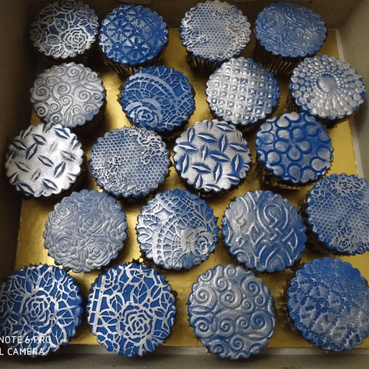 Royal Blue Velvet Cupcakes