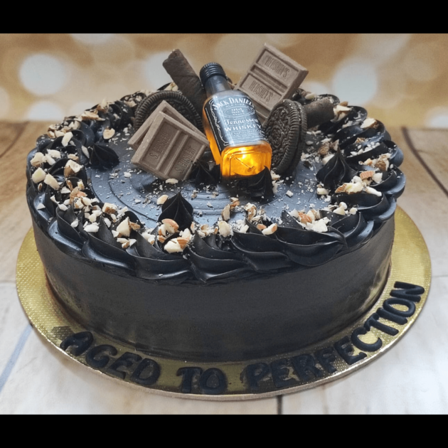 Whiskey Luxe Delight Cake